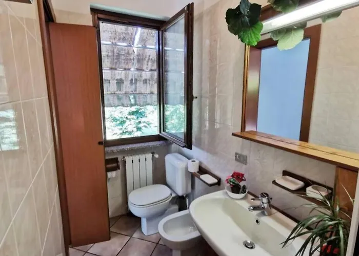 Il Vecchio Kiwi - House With Private Garden Oleggio Castello