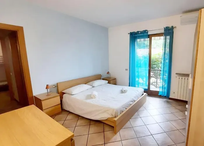 Il Vecchio Kiwi - House With Private Garden Semesterbostad *