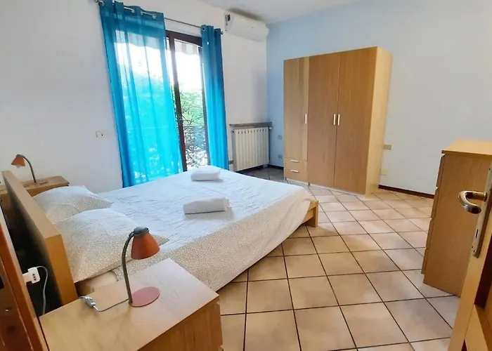 Il Vecchio Kiwi - House With Private Garden Semesterbostad